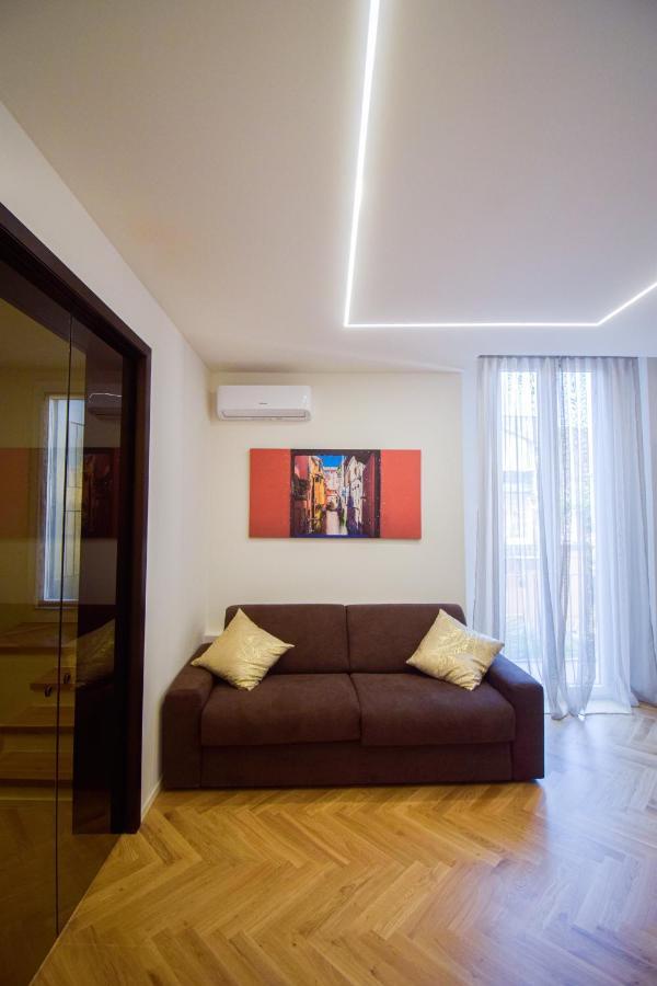 Sibilla Suite Apartment - Via Piella 14 Bolonia Exterior foto