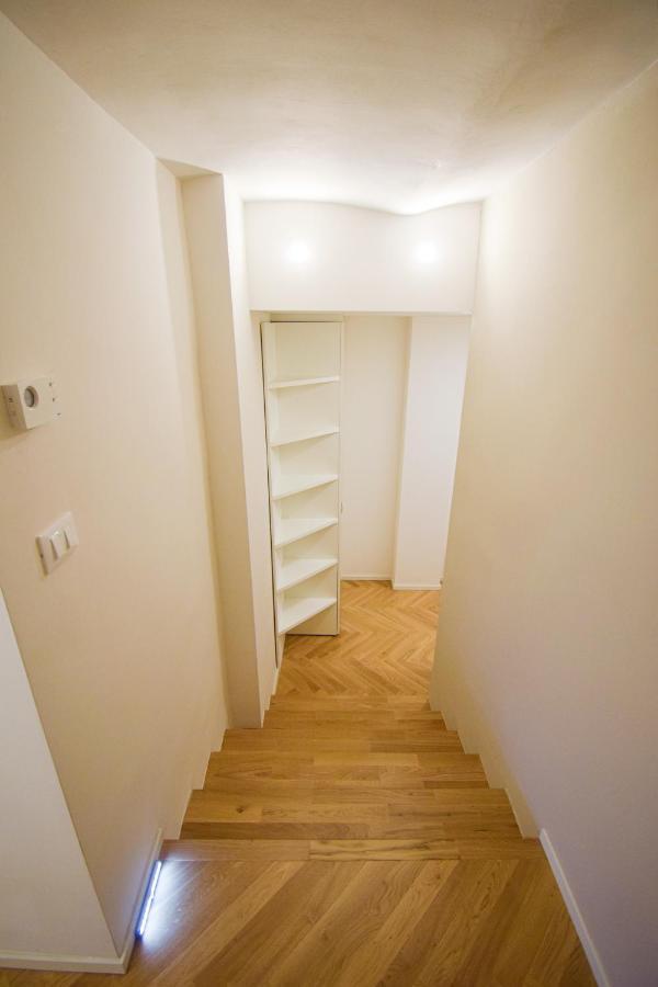 Sibilla Suite Apartment - Via Piella 14 Bolonia Exterior foto